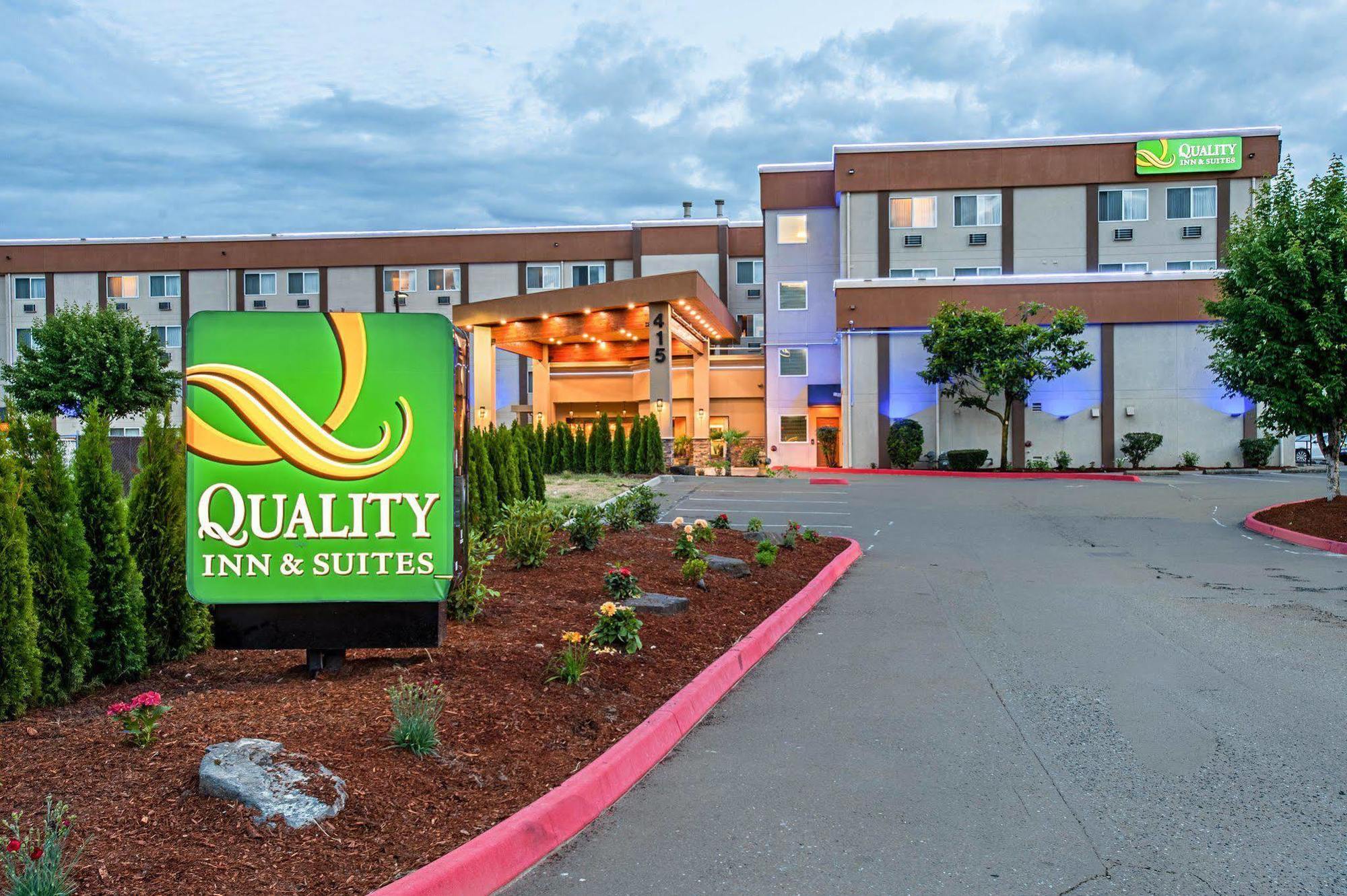 Quality Inn & Suites Kenedy - Karnes City Exterior photo